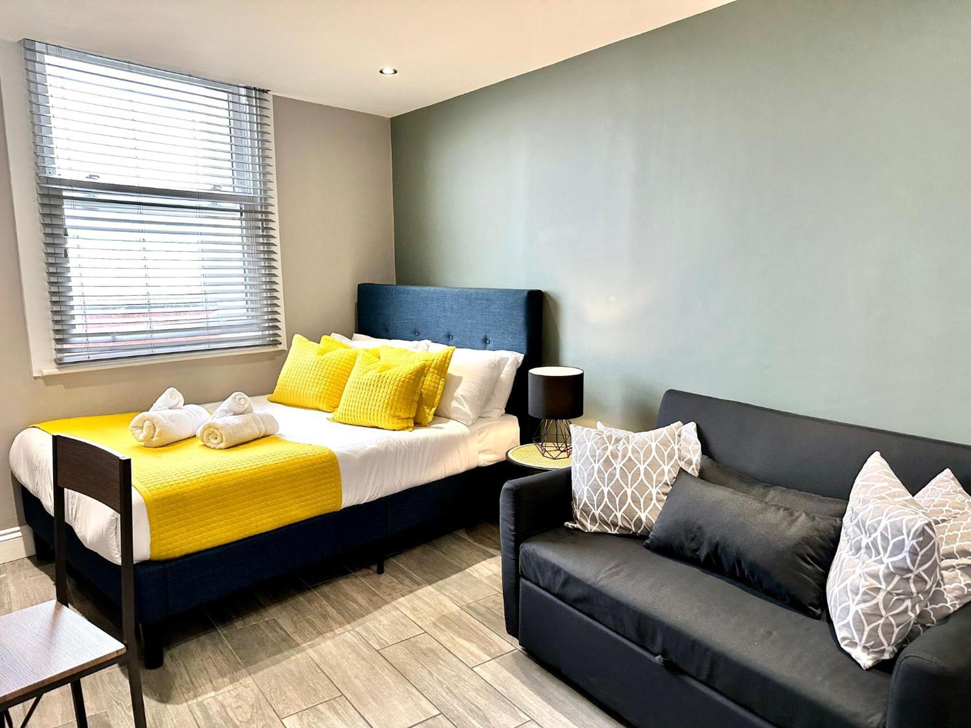 Stylish Studio With Sea Views Apartment Brighton Bagian luar foto